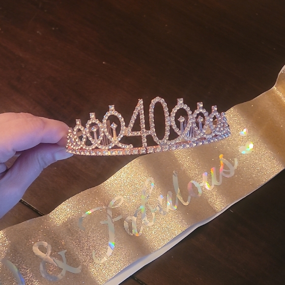 Accessories - 40th Rhinestone Tiara Crown And Sash - Gold 40th Birthday